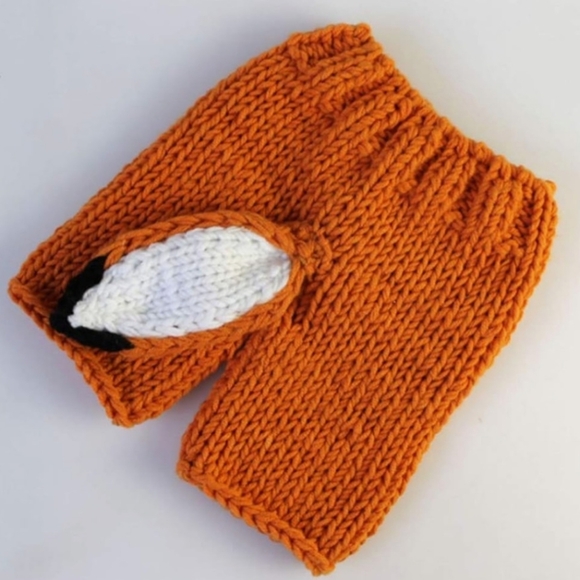 Newborn Crochet Fox Outfit - Picture 3 of 4
